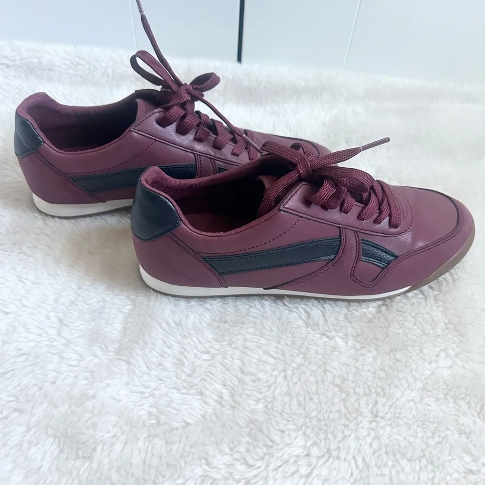 Next Comfort Retro Trainers - Picture 10 of 16
